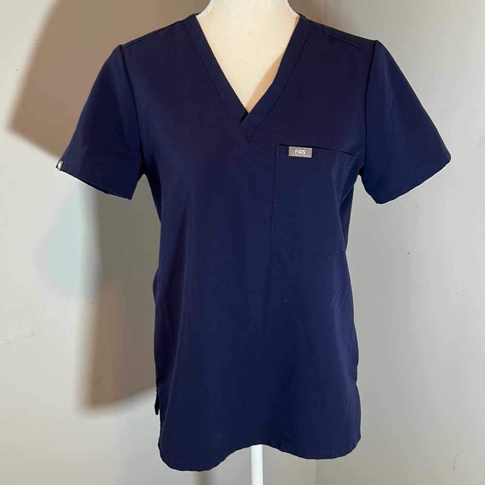 Fig scrub top navy blue
